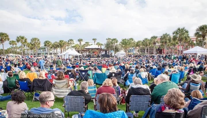 Summer Vacation Dining on 30A: Beat the Restaurant Wait Times